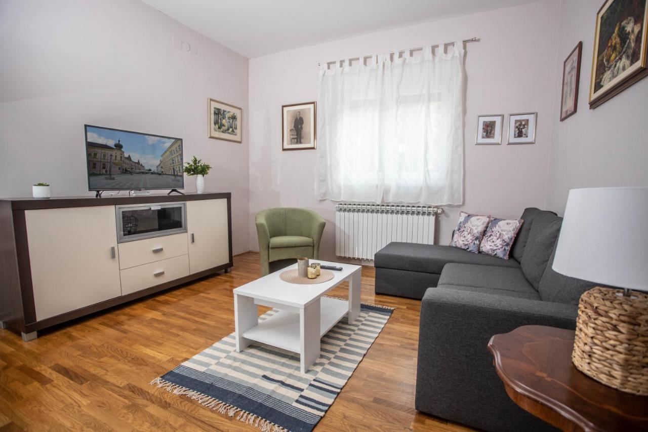 Apartman Gundulic Vinkovci Exterior photo