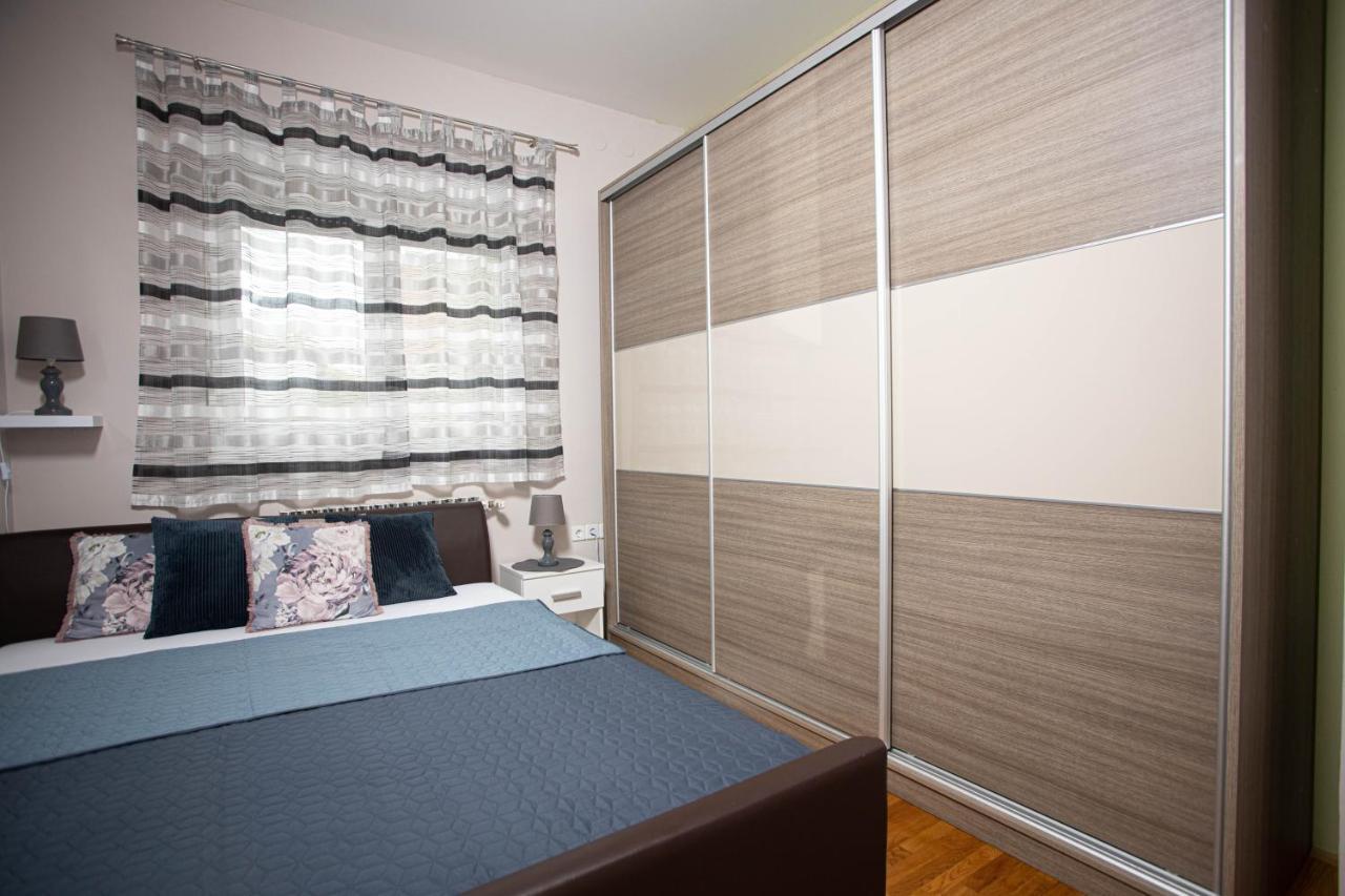Apartman Gundulic Vinkovci Exterior photo